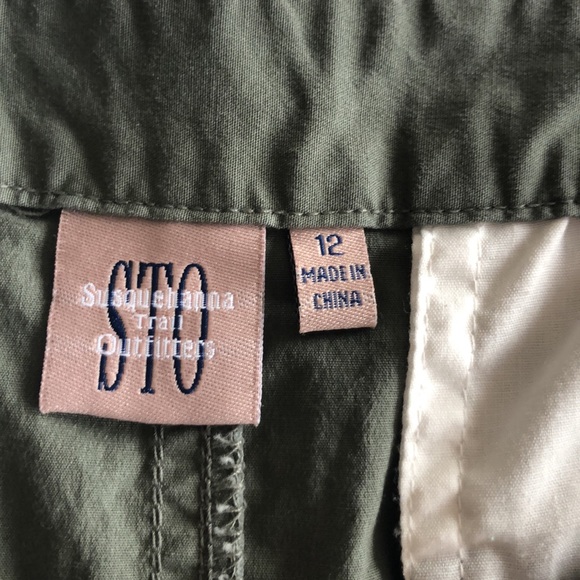 Women’s Skirt - Picture 3 of 4